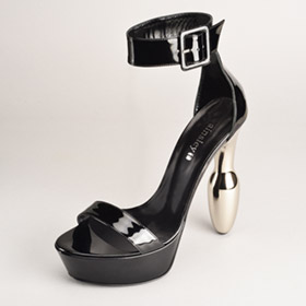 Atsuko Kudo Latex England Star Sandals in blackchrome Patent Leather